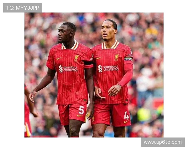 范戴克与贝肯鲍尔的防守能力比较分析：历史与现代传奇后卫的表现对比