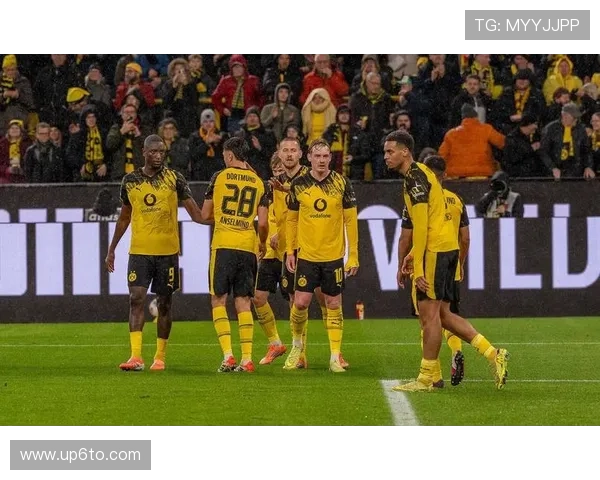 多特蒙德攻防失衡问题显现，当前赛季稳定性承压，对联赛竞争格局产生影响